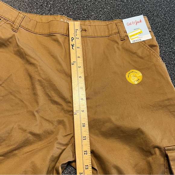 NWT Cat & Jack Brown Cargo Pants Size 18 - Picture 3 of 8
